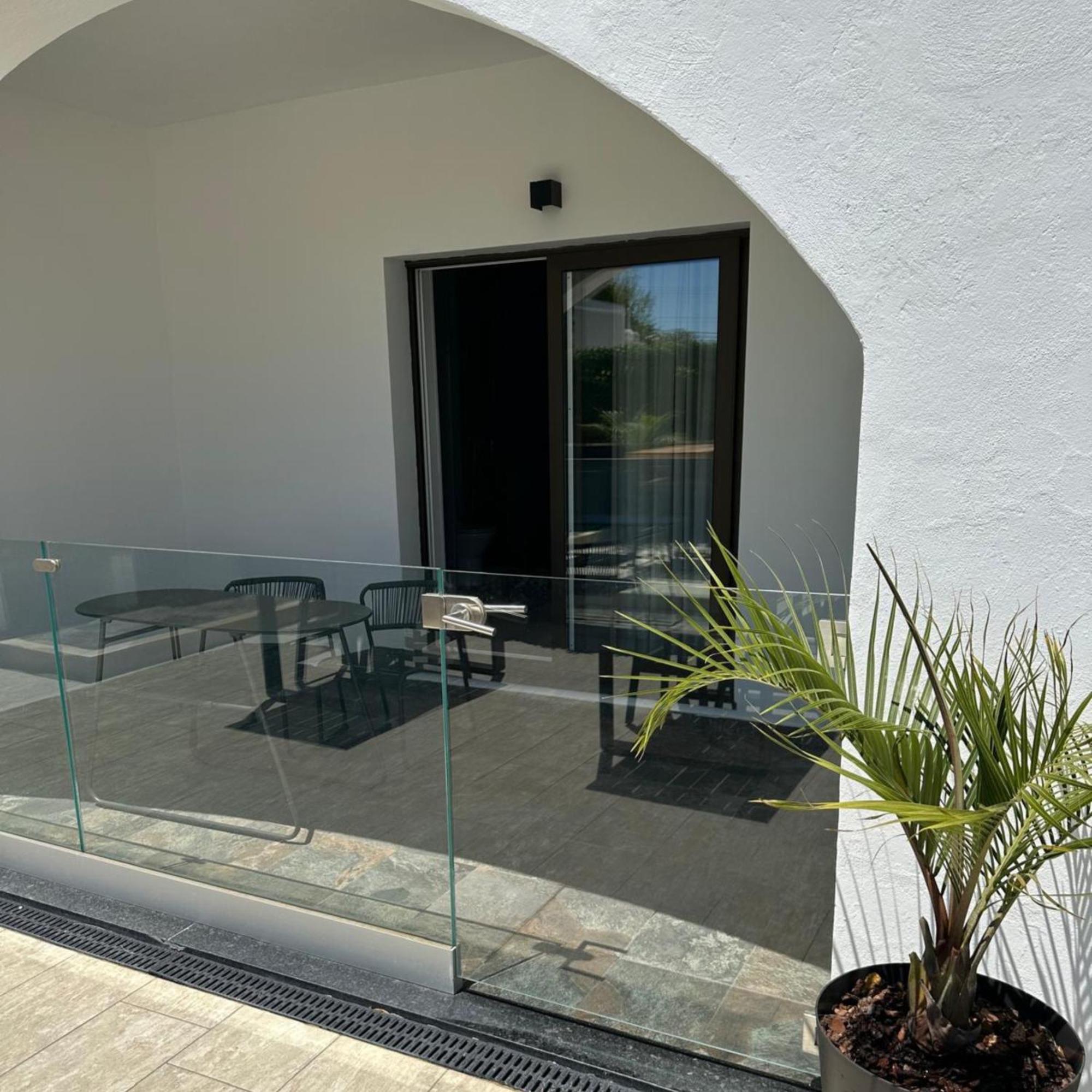 Malpique Heated Pool & Jacuzzi Guest House Albufeira Buitenkant foto